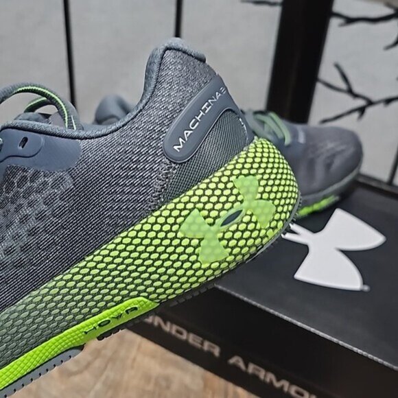Under Armour Machina 2 Gray Lime Green Shoes Size 8 New - Picture 5 of 8